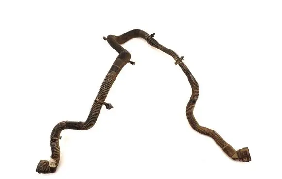 Tesla Model 3 Brake vacuum hose/pipe 1077595-00-D