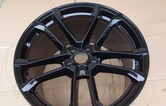Audi R8 4S R19 alloy rim 4S0601025BL
