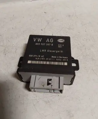 Audi A4 S4 B8 8K Light module LCM 8K5907357B