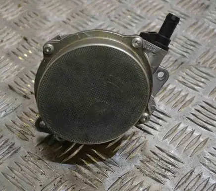 Audi A8 S8 D3 4E Vacuum pump 057145100AE