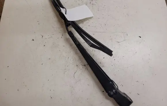 Peugeot Partner Rear wiper blade arm