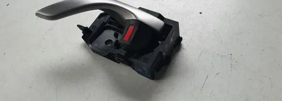 Mazda 3 II Rear door interior handle
