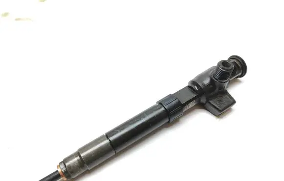 Citroen DS5 Fuel injector 9674984080 28388960 1990CH1F32
