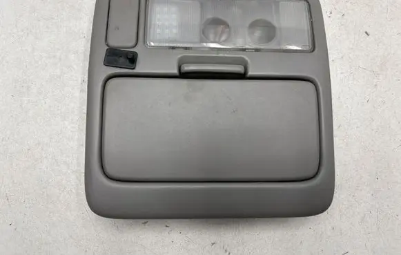 Toyota RAV 4 (XA20) Front seat light 10000309
