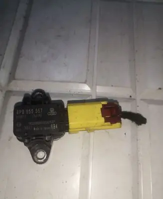Audi A4 S4 B7 8E 8H Airbag deployment crash/impact sensor 8P0955557