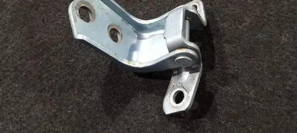 Mazda 2 Rear door lower hinge