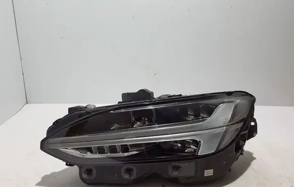 Volvo S90, V90 Headlight/headlamp 31386164