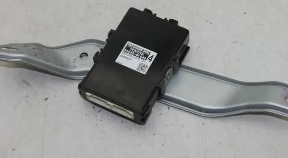 Toyota Verso Other control units/modules 89690-0F040