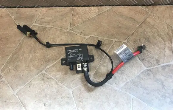 Mercedes-Benz C W204 Other relay A0035422619