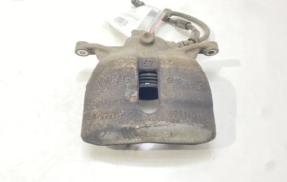 Volkswagen Golf VII Front brake caliper 
