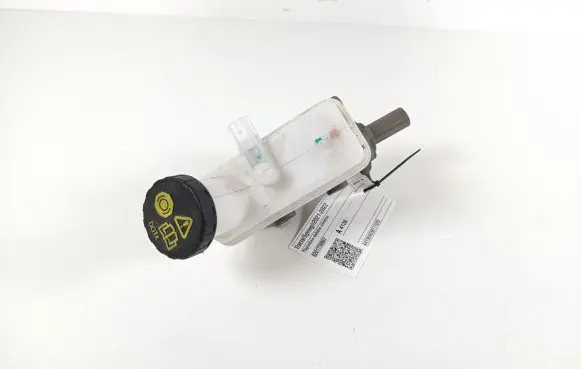 Dacia Spring Master brake cylinder 8201739907