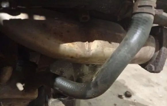 Audi A6 S6 C5 4B Engine coolant pipe/hose
