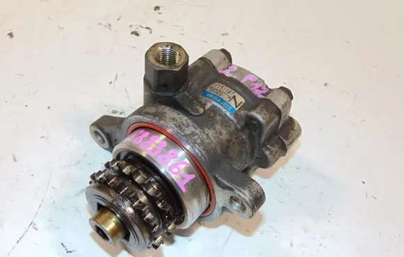 Nissan Primera Power steering pump 491105M321 1Y151167 5M321N