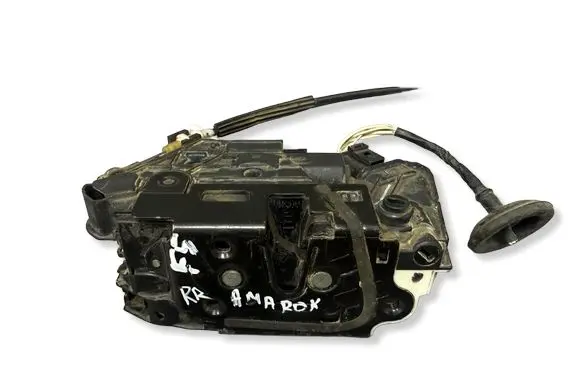 Volkswagen Amarok Rear door lock 