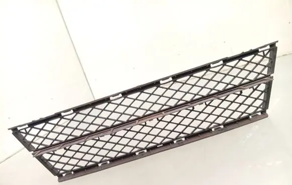 BMW 5 E60 E61 Front bumper lower grill 7178115