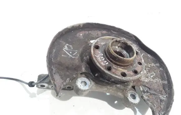 Saab 9-5 Front wheel hub