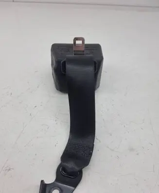 Rear seatbelt