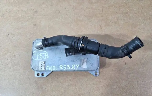 Audi RS3 8Y Engine oil radiator 0BH317019F