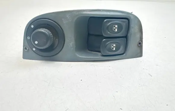 Renault Megane I Electric window control switch R207730D