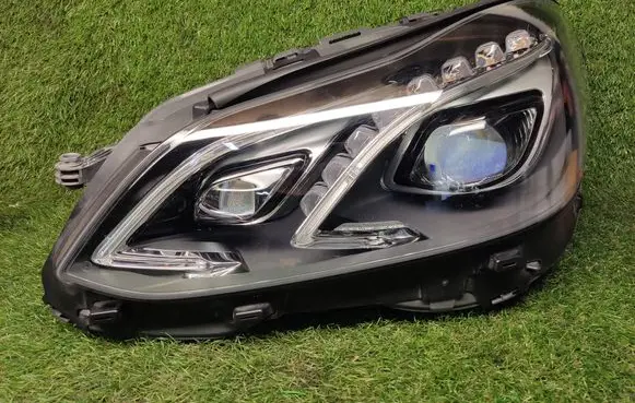 Mercedes-Benz E W212 Headlight/headlamp A2129062903 1LX01106683 A2128261191