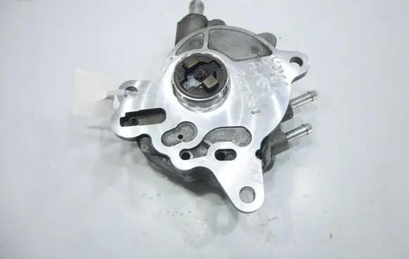 Audi A4 S4 B7 8E 8H Vacuum pump 03G145209 090905011