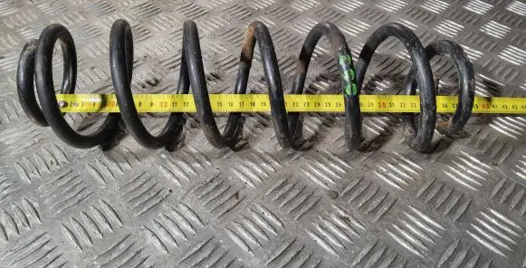 Skoda Octavia Mk1 (1U) Rear coil spring