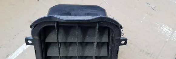 Audi Q5 SQ5 Quarter panel pressure vent 8K0819161B