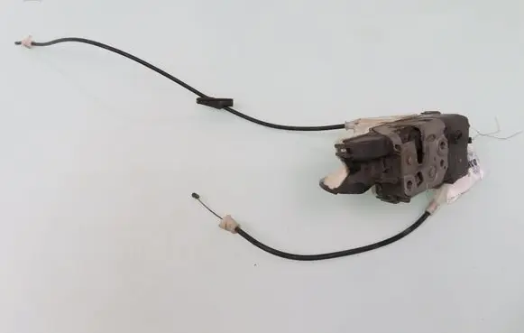 Citroen C4 I Front door lock 567148