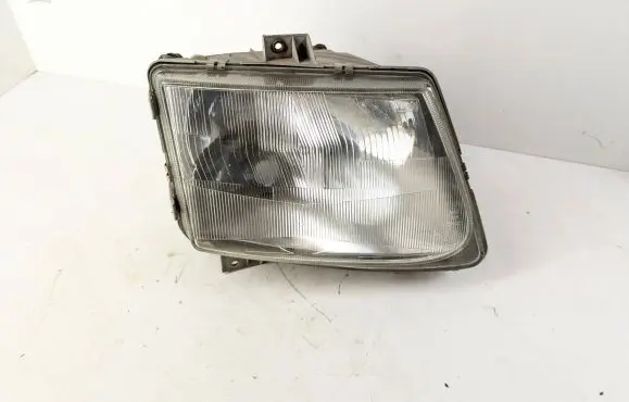Mercedes-Benz Vito Viano W638 Headlight/headlamp 6388202261