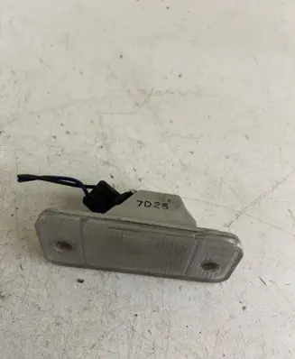 Hyundai Santa Fe Number plate light