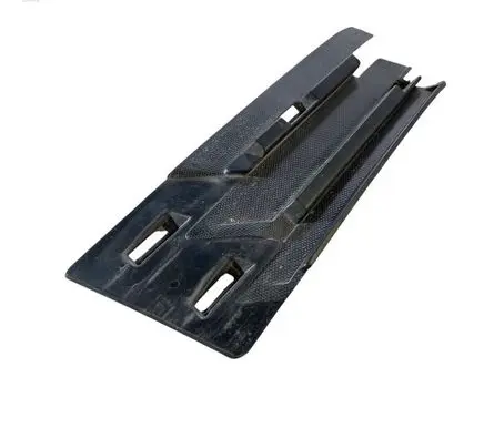 Chevrolet Camaro Front bumper lower grill 84524891