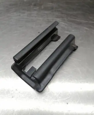 Mercedes-Benz C W203 Front passenger seat rail trim 2039191020
