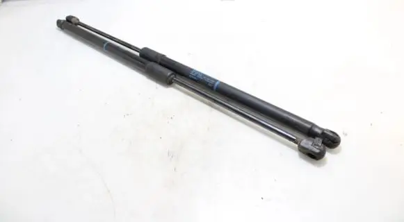 Skoda Fabia Mk4 (6VA) Tailgate hydraulic set 