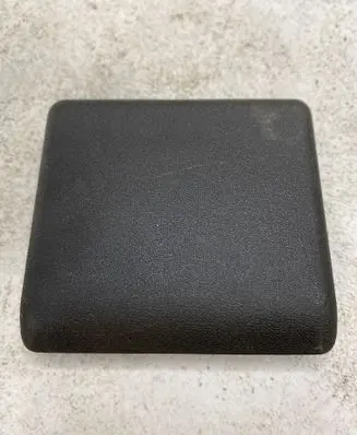 Nissan Pathfinder R51 Rear seat rail trim cover 89505EB00X