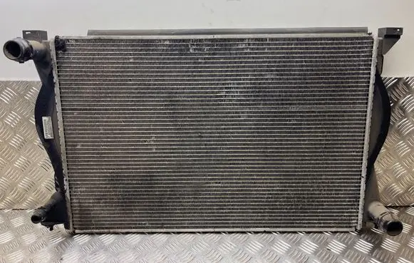 Audi A6 S6 C6 4F Coolant radiator 4F0121251L