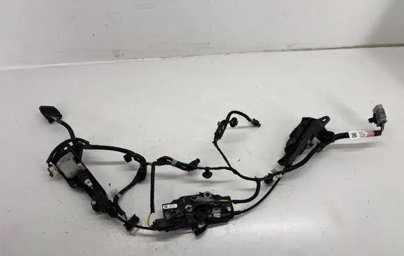 Tesla Model 3 Engine bonnet/hood lock/catch 103301100G