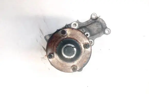 Lexus IS 200-300 Water pump