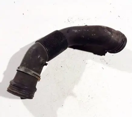 Volkswagen Caddy Air intake hose/pipe