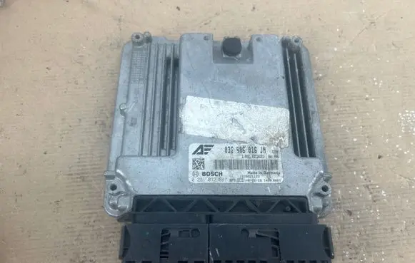 Volkswagen Sharan Engine control unit/module 03G906016JN 1039S21122 0281012697