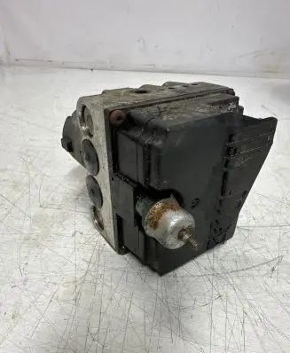 Audi A6 S6 C4 4A ABS Pump 8D0611111