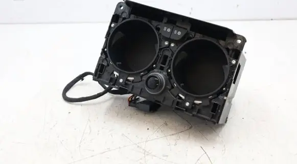 BMW X6 G06 Cup holder front 6827173MWGK170626 6827173