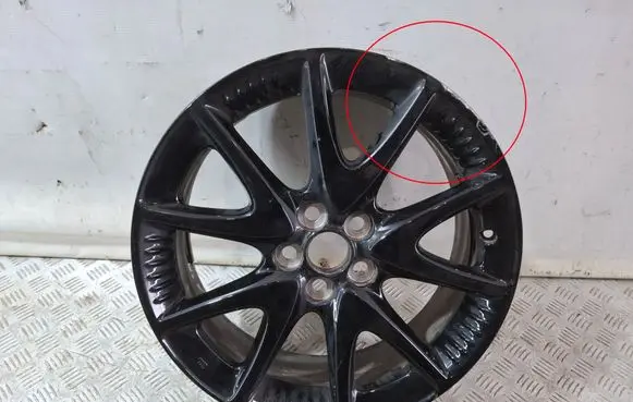 Toyota Yaris R17 alloy rim 