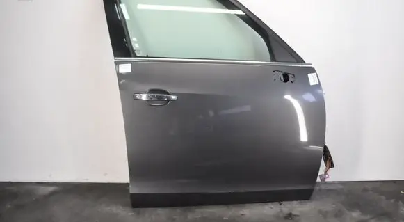 Opel Zafira C Front door 