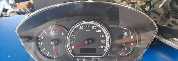 Suzuki Swift I Speedometer (instrument cluster) 3410072kb0