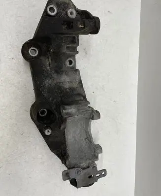 Renault Laguna III Generator/alternator bracket 8200527320