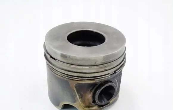 Skoda Octavia Mk1 (1U) Piston 7901J