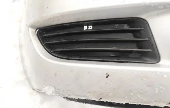 Hyundai Sonata Front bumper lower grill