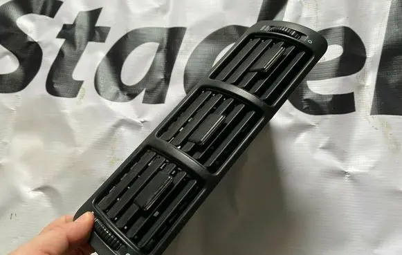 Mercedes-Benz ML W163 Dash center air vent grill A1638300054 1638300054