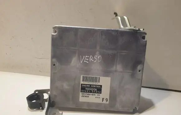 Toyota Corolla Verso AR10 Engine control unit/module 896610F092 MB1758004870