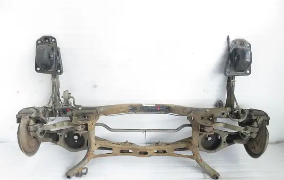 Volkswagen Touran I Rear beam 